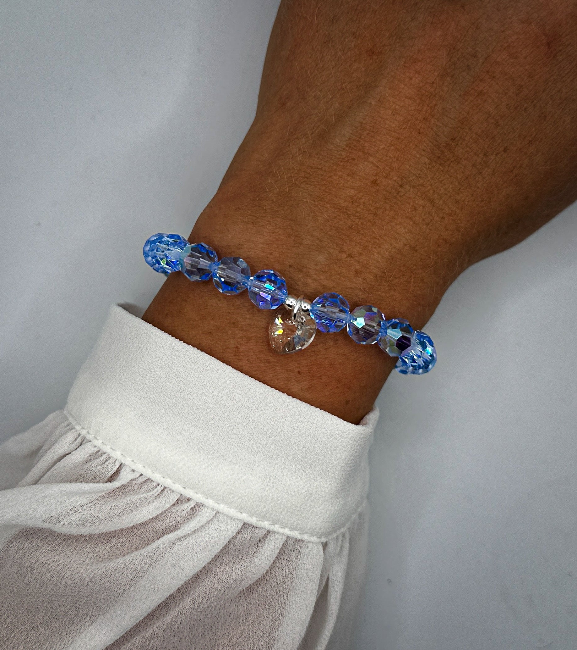 Armband aus Swarovski-Kristallen in blau mit Swarovski-Herzanhänger