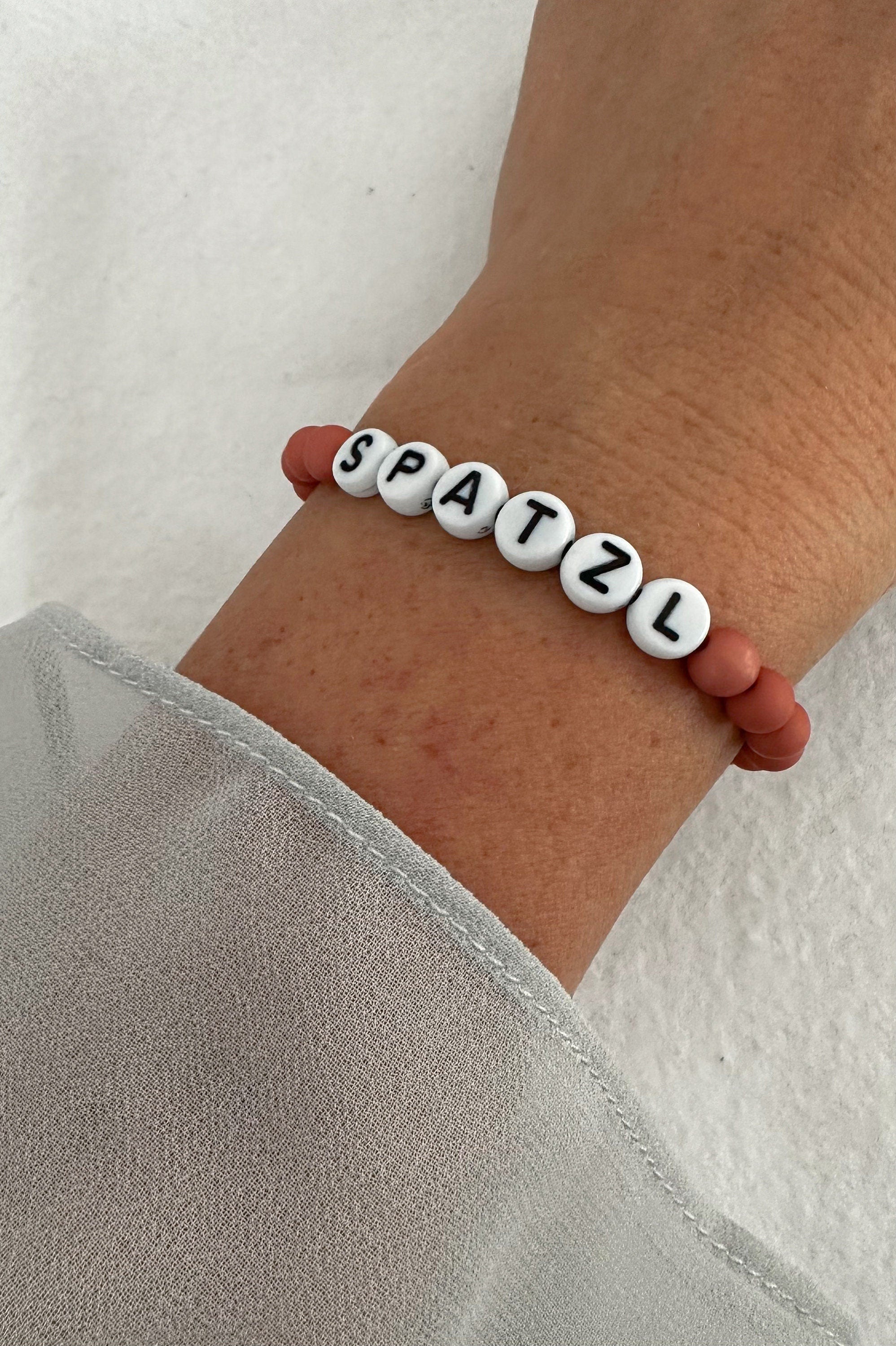 Personalisierbares Armband für Damen Namensarmband Buchstaben | Handgemachter Schmuck Wunschname | Armband Geschenk Freundin